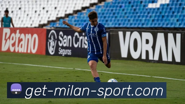 库里创造NBA历史连续20场至少命中2记三分的壮举